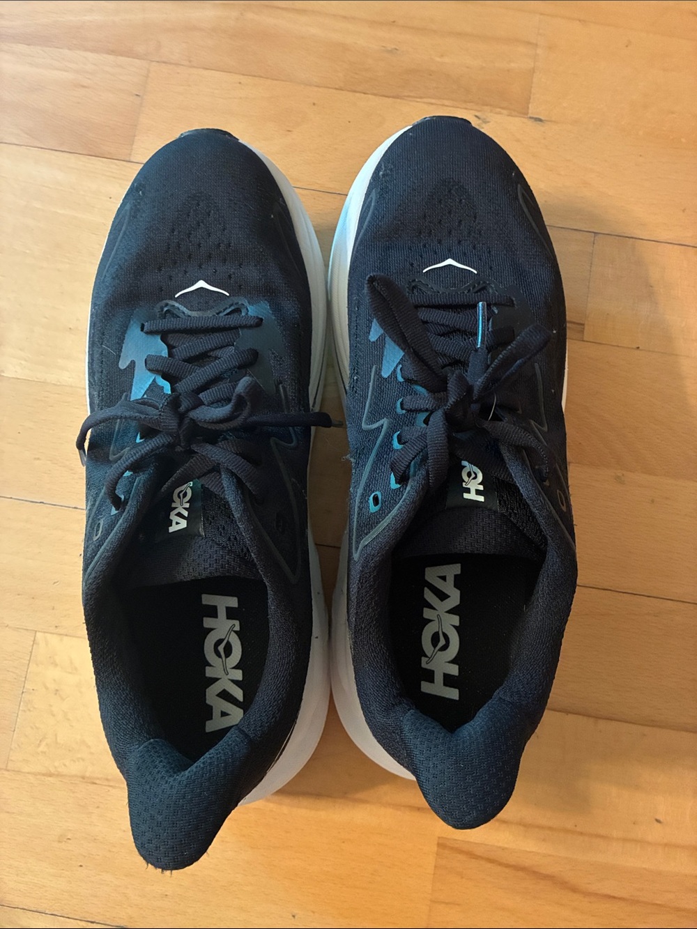 Hoka Black and White Performance Running Shoes - Clifton 10 - Picture 3 of 8